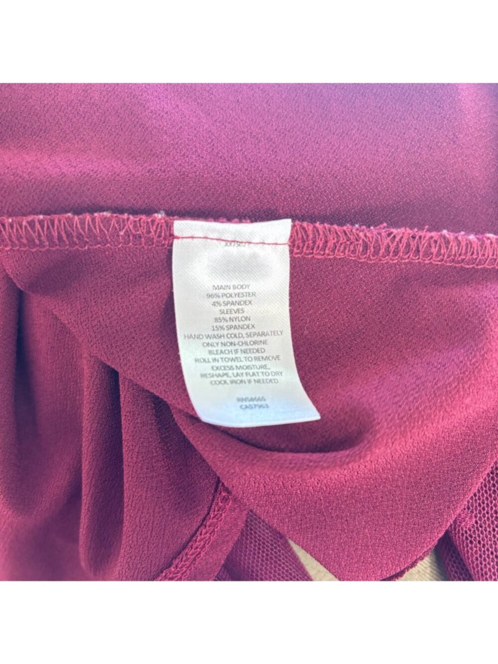 ✨3/$30 Halogen XXL Burgundy Sheer Sleeve Knit Top Womens Office Whimsigoth - Picture 4 of 4
